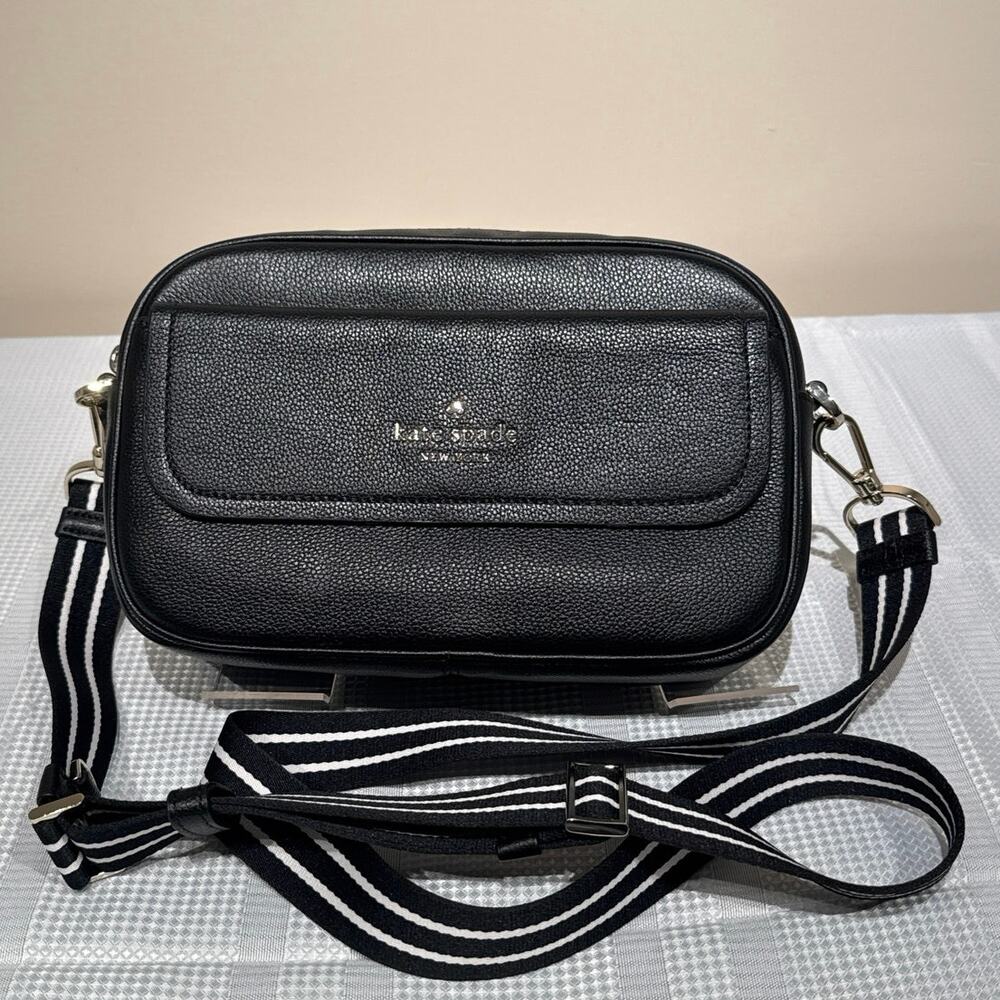 Kate Spade New York Rosie pebbled leather flap camera bag purse in black